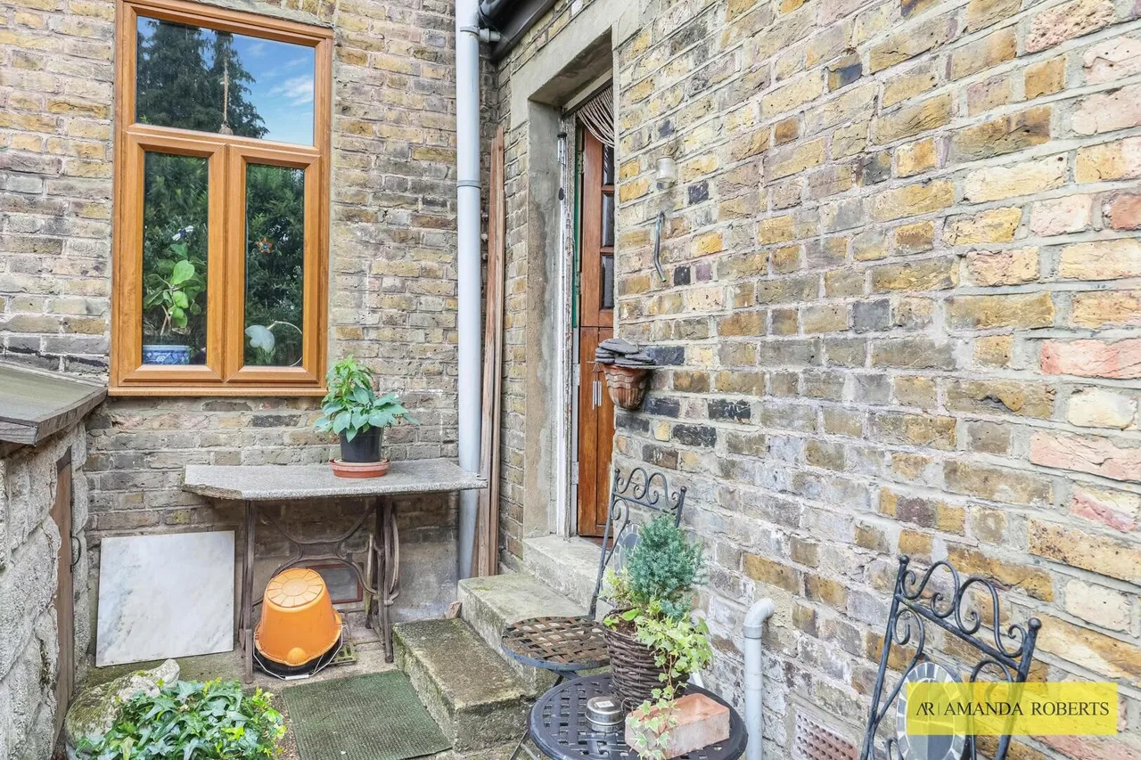 Leighton Road, Enfield, photo 19