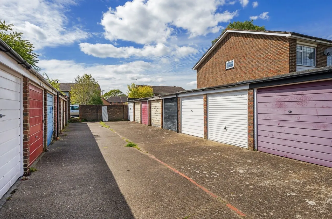 Chartwell Place, Cheam, SM3, photo 10
