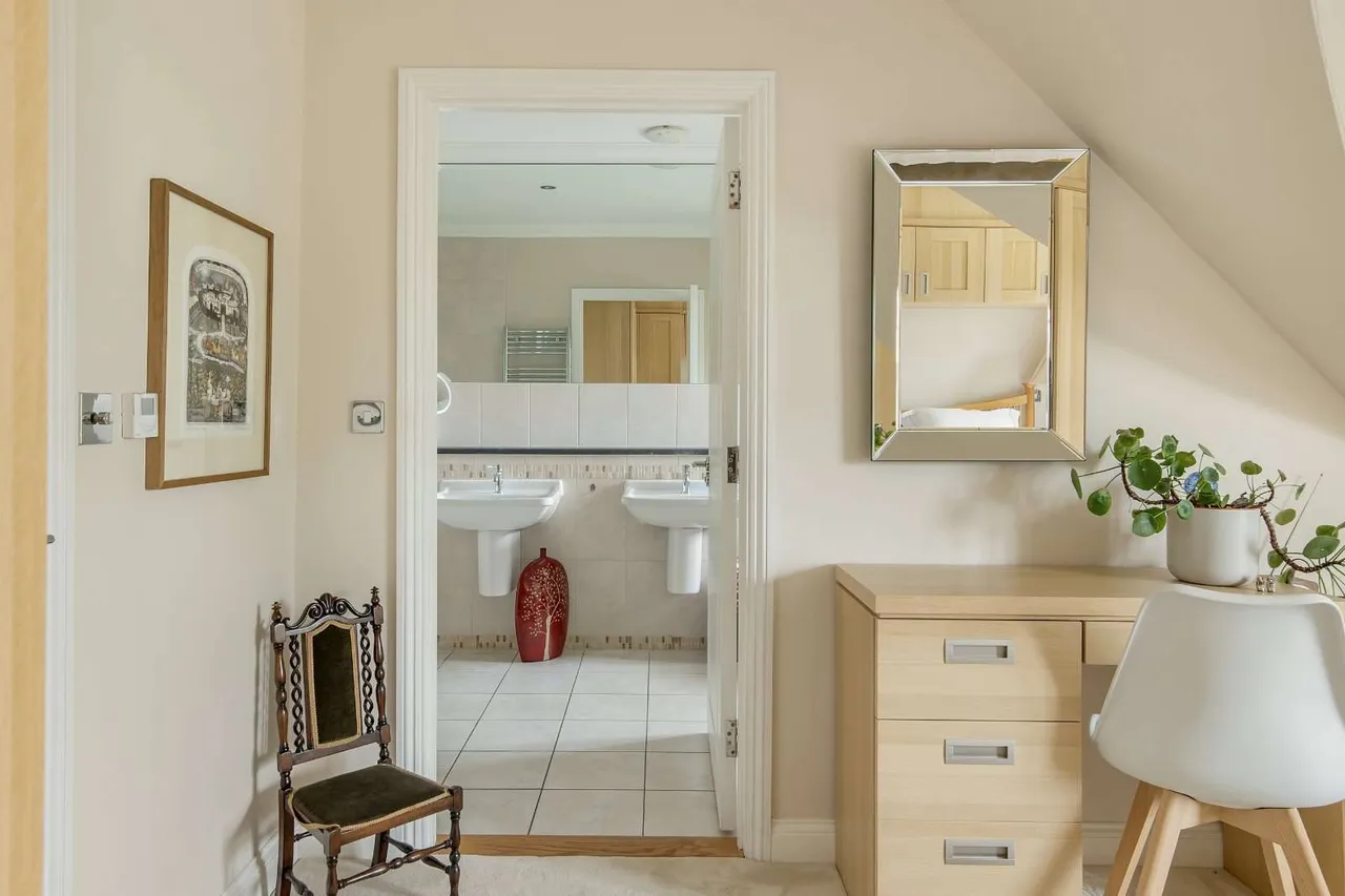 Huntingdon Road, Cambridge, Cambridgeshire, CB3 0DL, photo 6