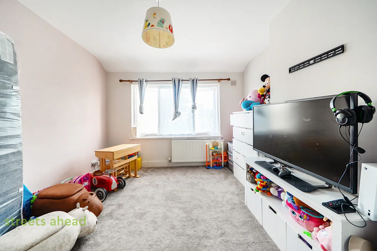 Zermatt Road, Thornton Heath, CR7, photo 14