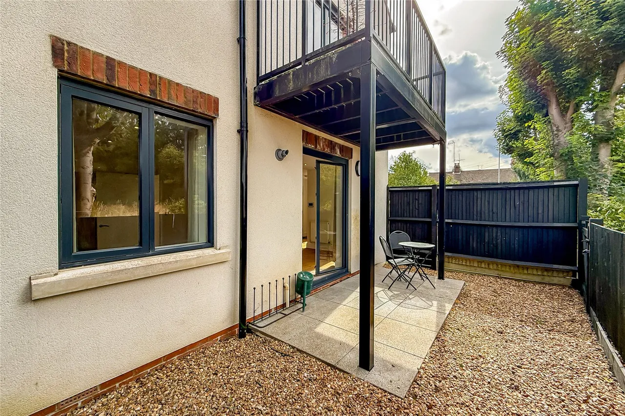 Luton Road, Harpenden, Hertfordshire, AL5 3DU, photo 10