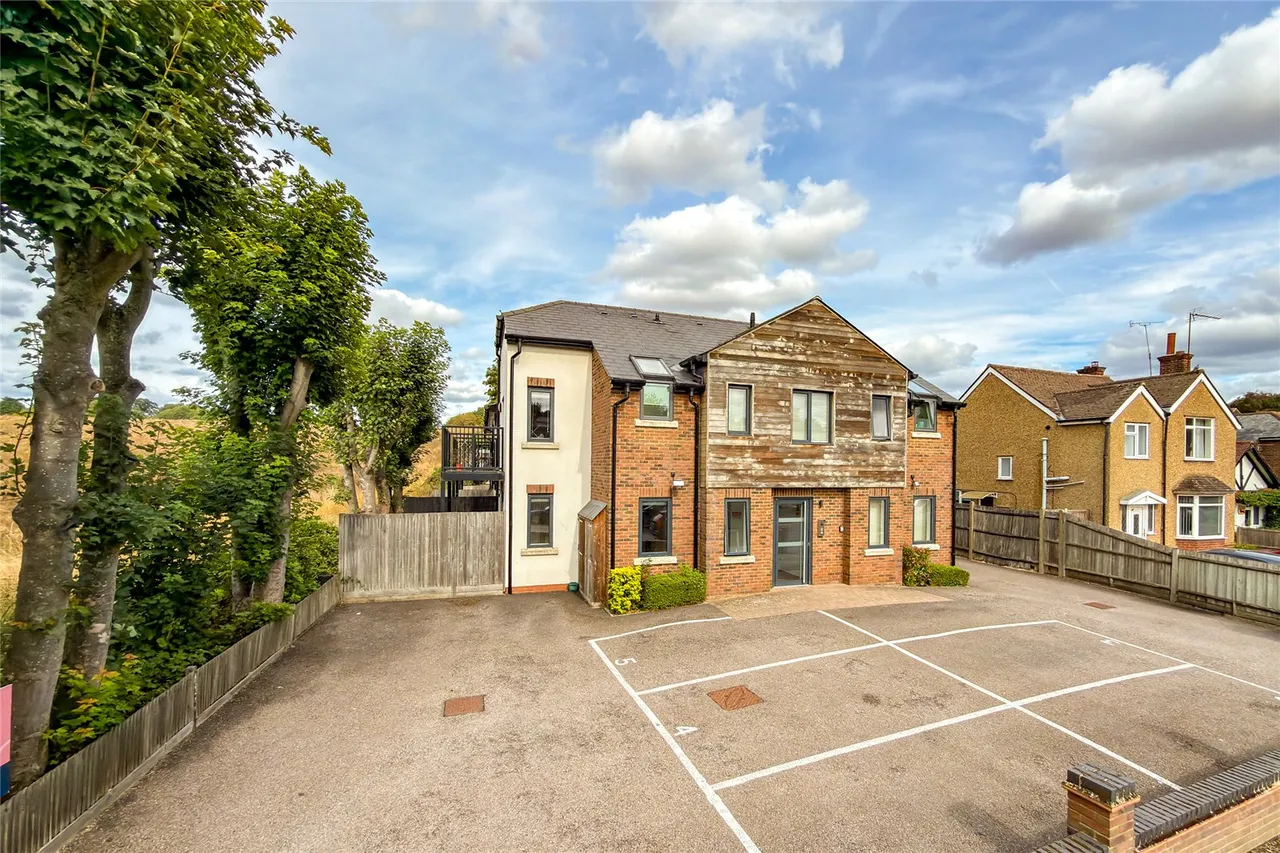 1 bed flat for sale — Luton Road, Harpenden, Hertfordshire, AL5 3DU