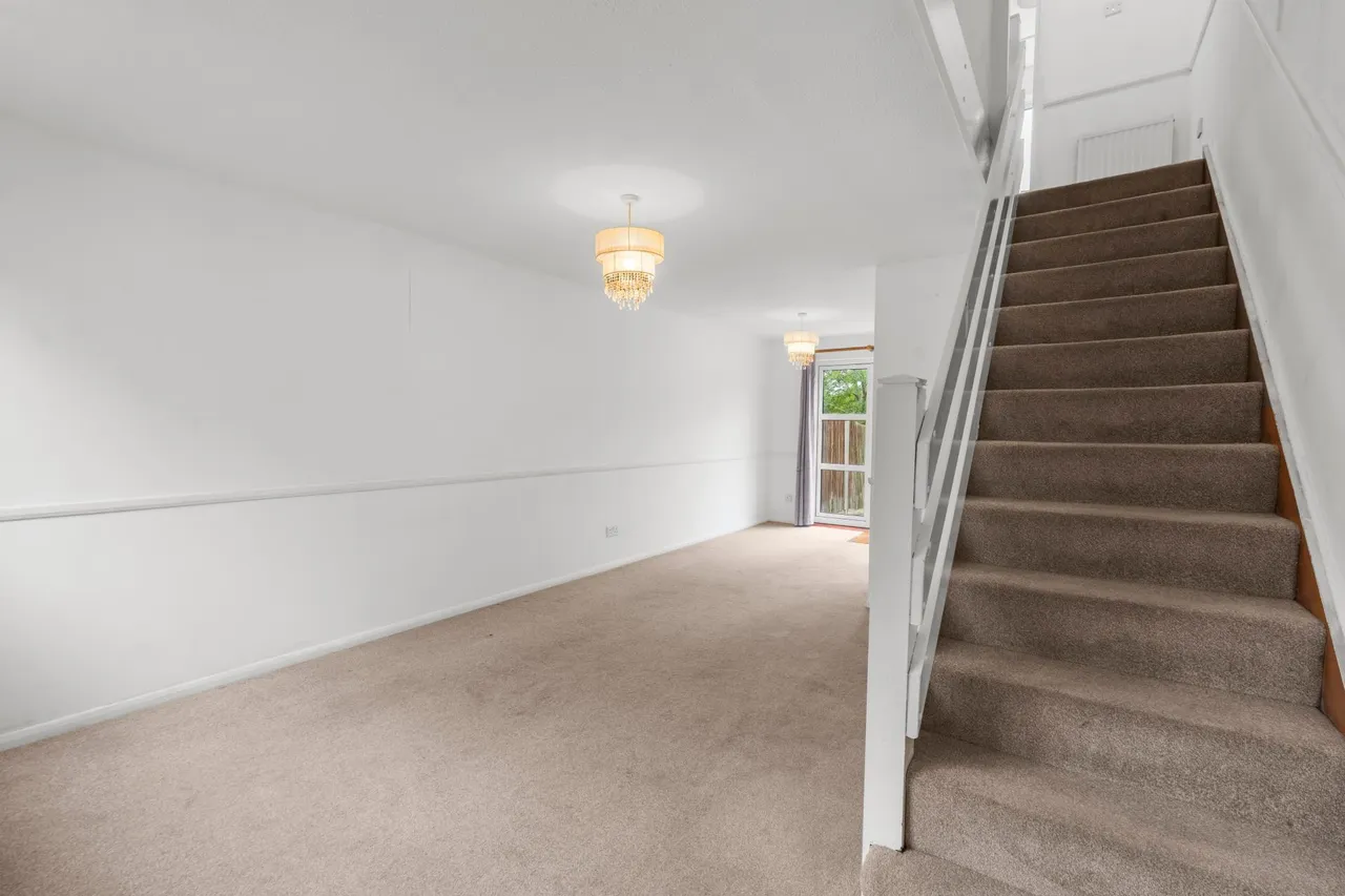 Walnut Tree Close, Stevenage, SG2, photo 5