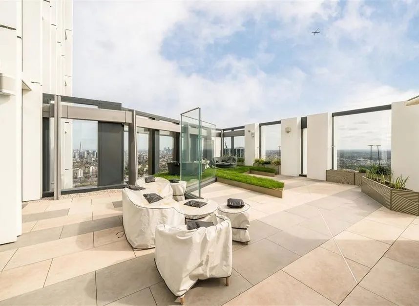 Nine Elms Lane, Nine Elms, SW8, photo 9