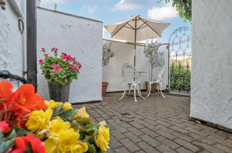 Heath Road, Upton, CH2, photo 6