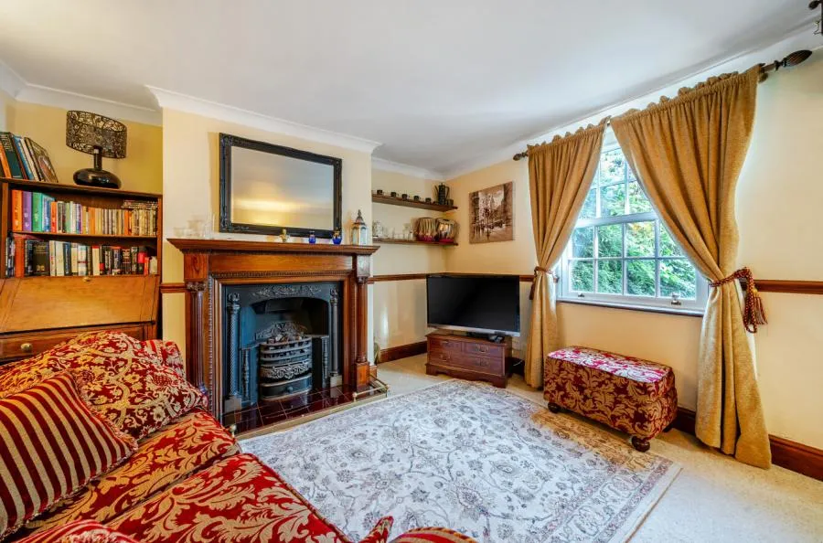 Heath Road, Upton, CH2, photo 3