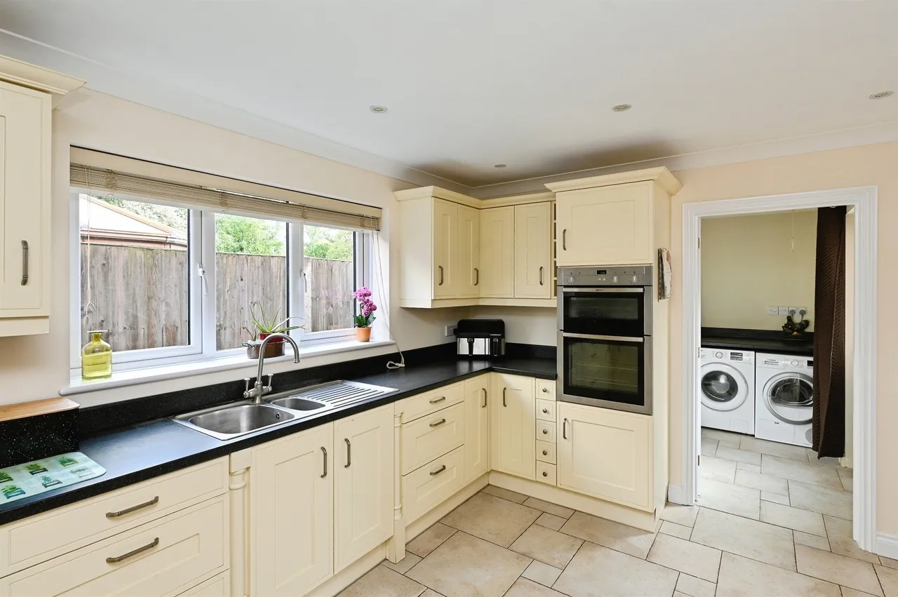 Hugh Ford Close, Heacham, PE31, photo 4