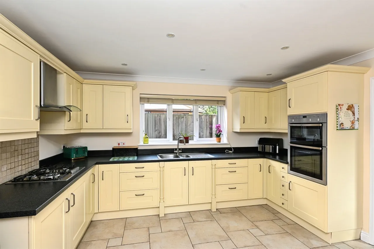 Hugh Ford Close, Heacham, PE31, photo 2