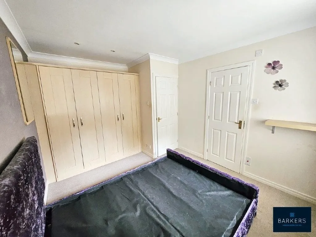 Heath Grove Soothill, Batley WF17 6RE, photo 19