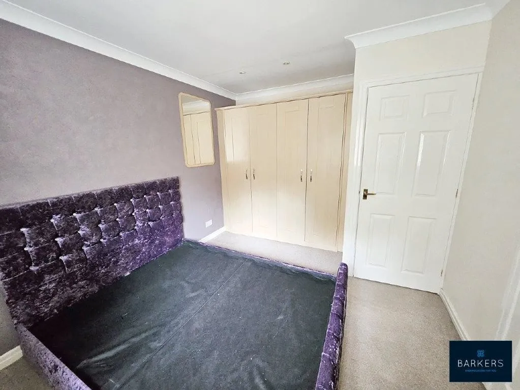 Heath Grove Soothill, Batley WF17 6RE, photo 18