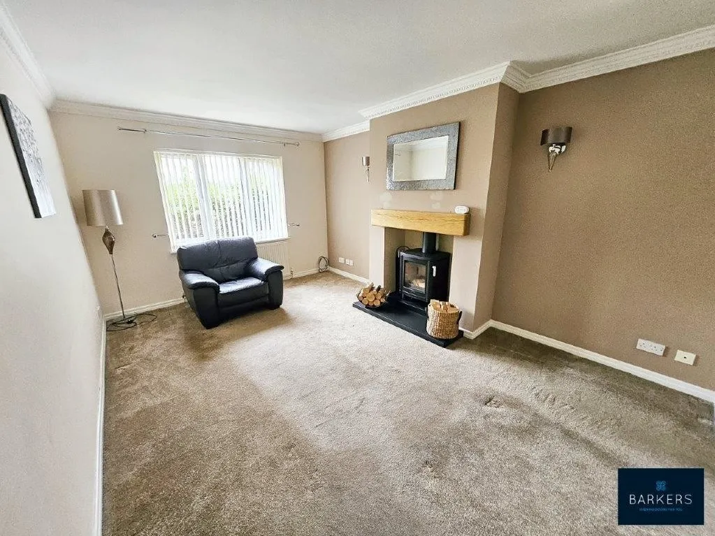 Heath Grove Soothill, Batley WF17 6RE, photo 7
