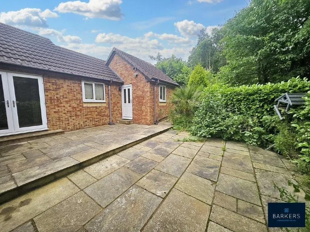Heath Grove Soothill, Batley WF17 6RE, photo 5