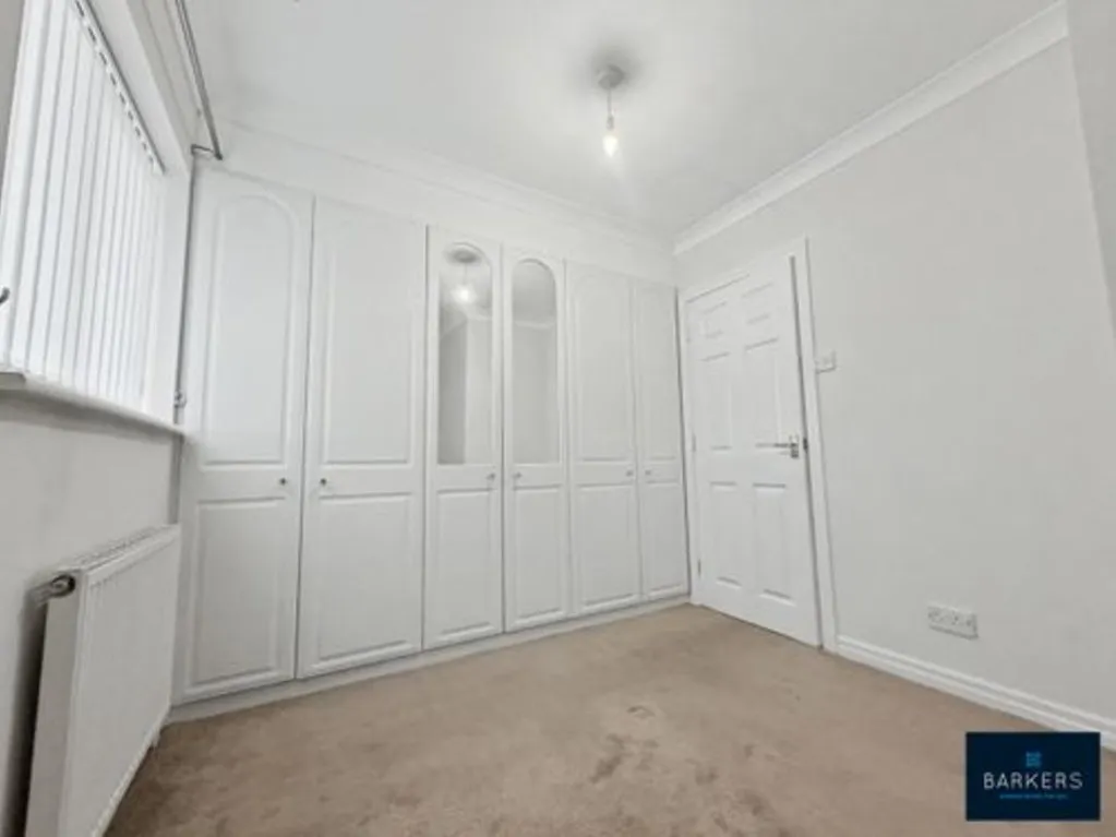 Heath Grove Soothill, Batley WF17 6RE, photo 14