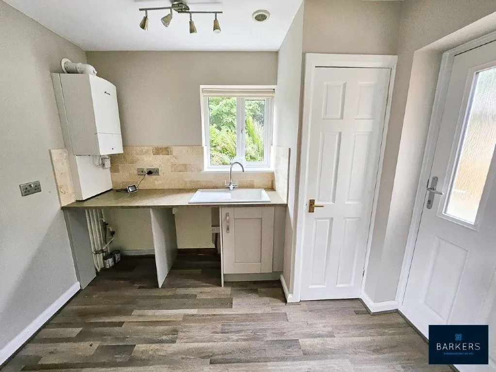 Heath Grove Soothill, Batley WF17 6RE, photo 11