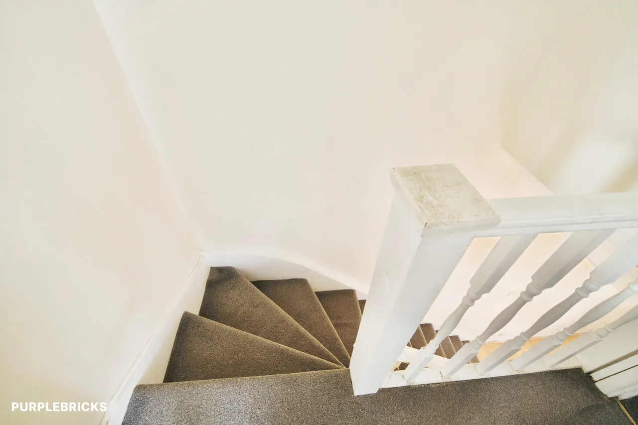 Fiennes Close, Dagenham, RM8, photo 11