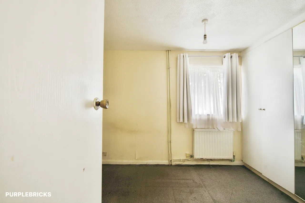 Fiennes Close, Dagenham, RM8, photo 16