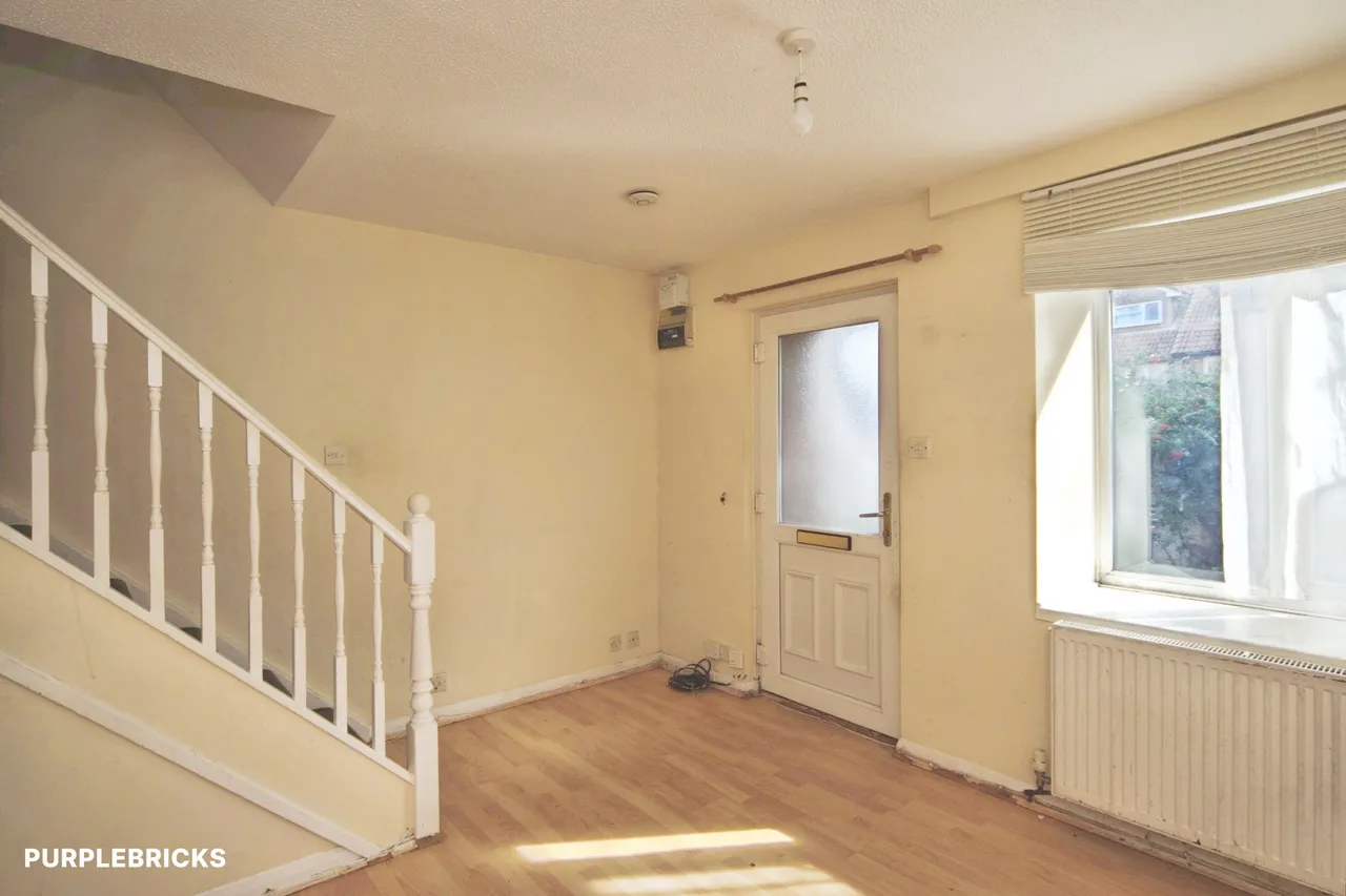 Fiennes Close, Dagenham, RM8, photo 6