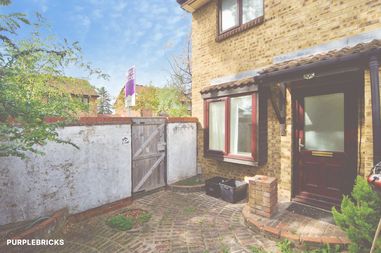 Fiennes Close, Dagenham, RM8, photo 20