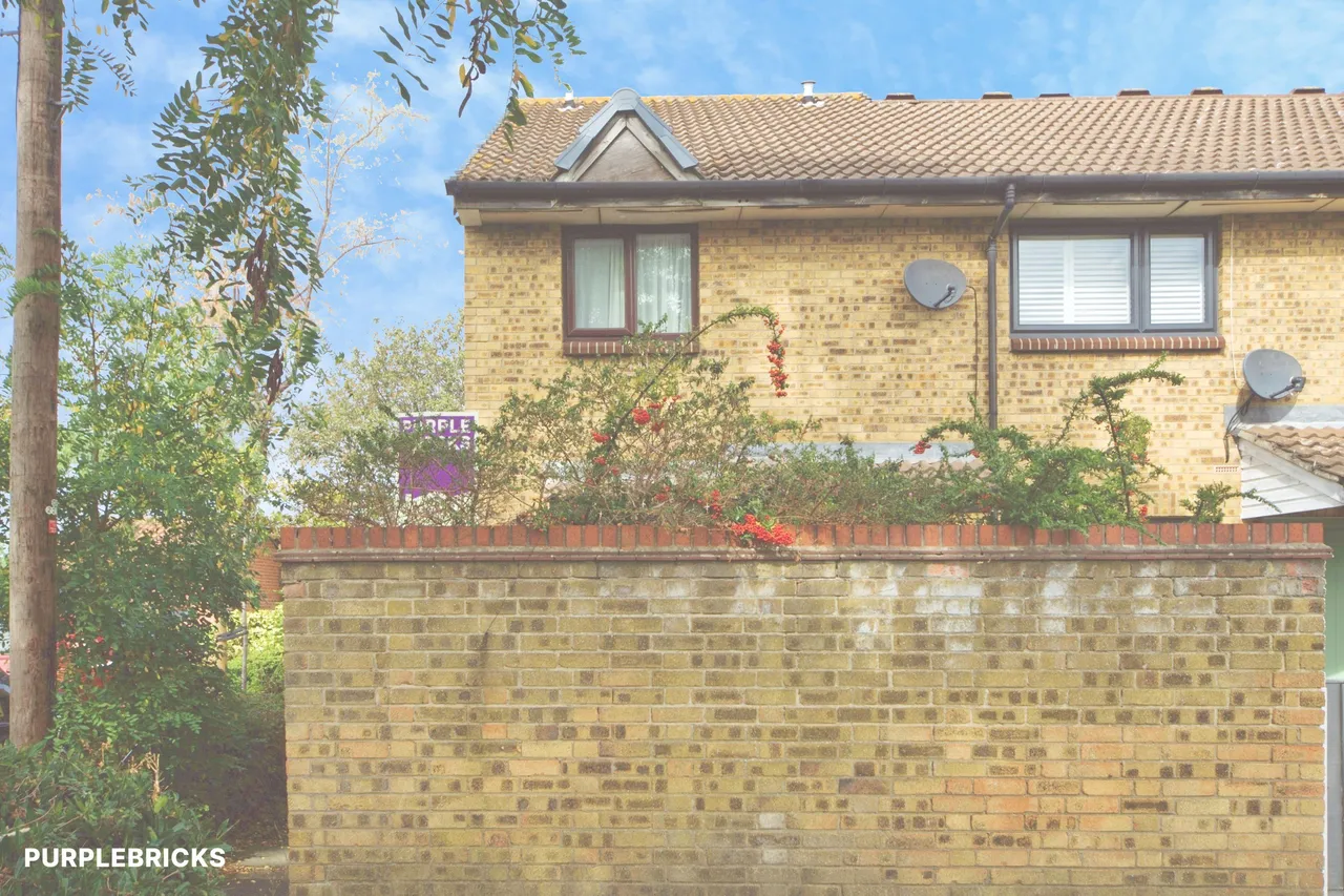 Fiennes Close, Dagenham, RM8, photo 3
