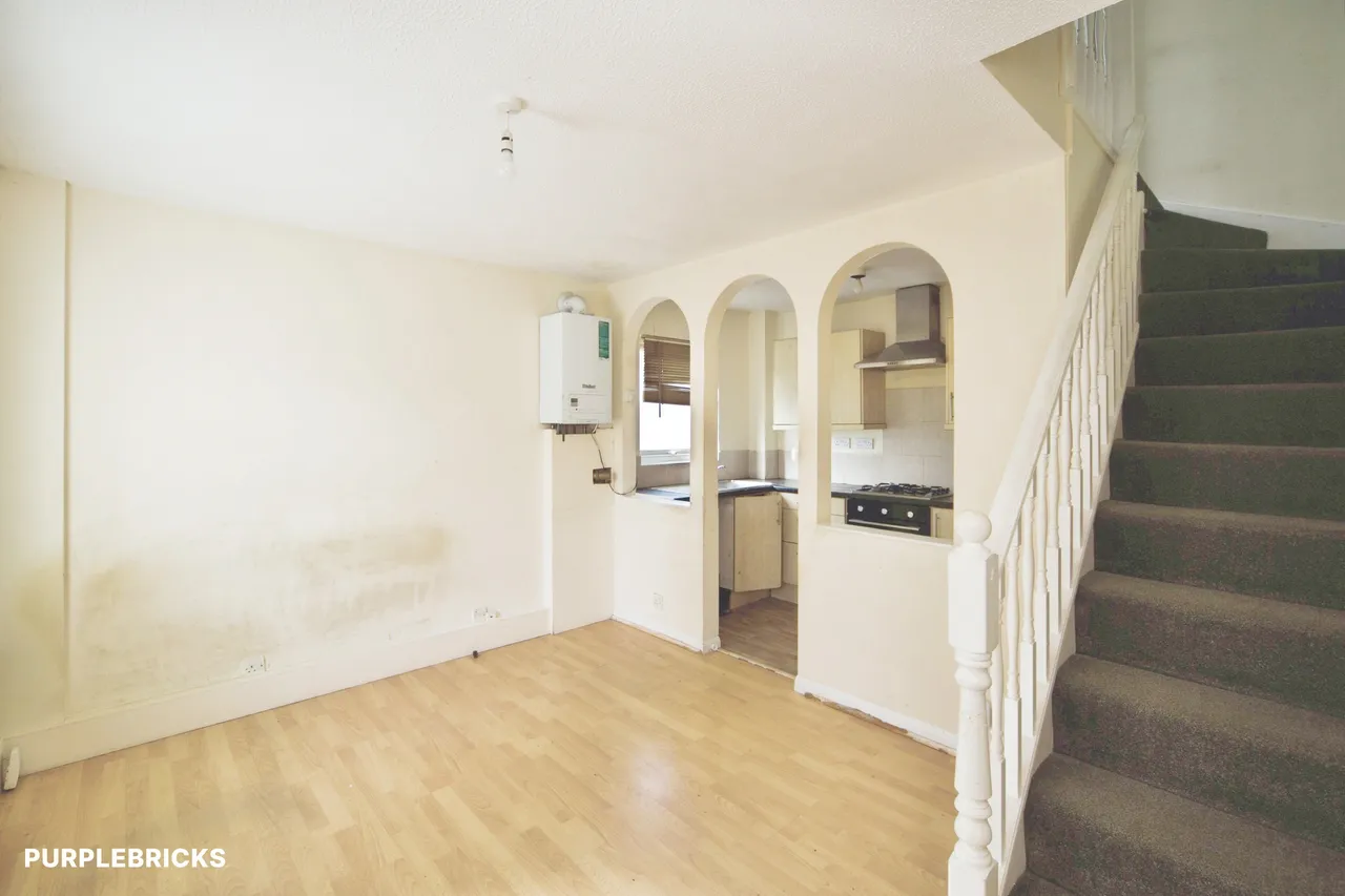 Fiennes Close, Dagenham, RM8, photo 7