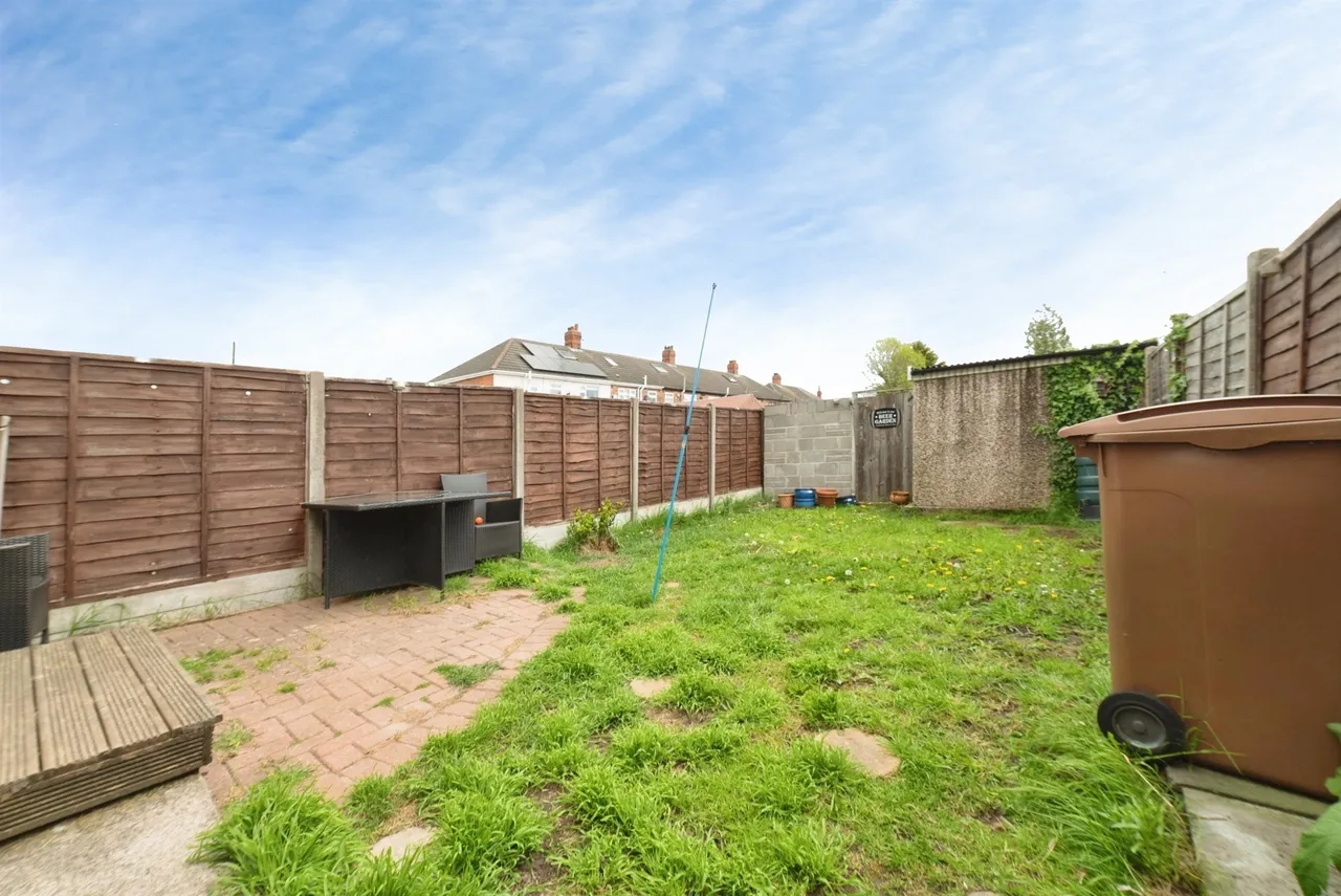 Bernadette Avenue, Hull, HU4, photo 19