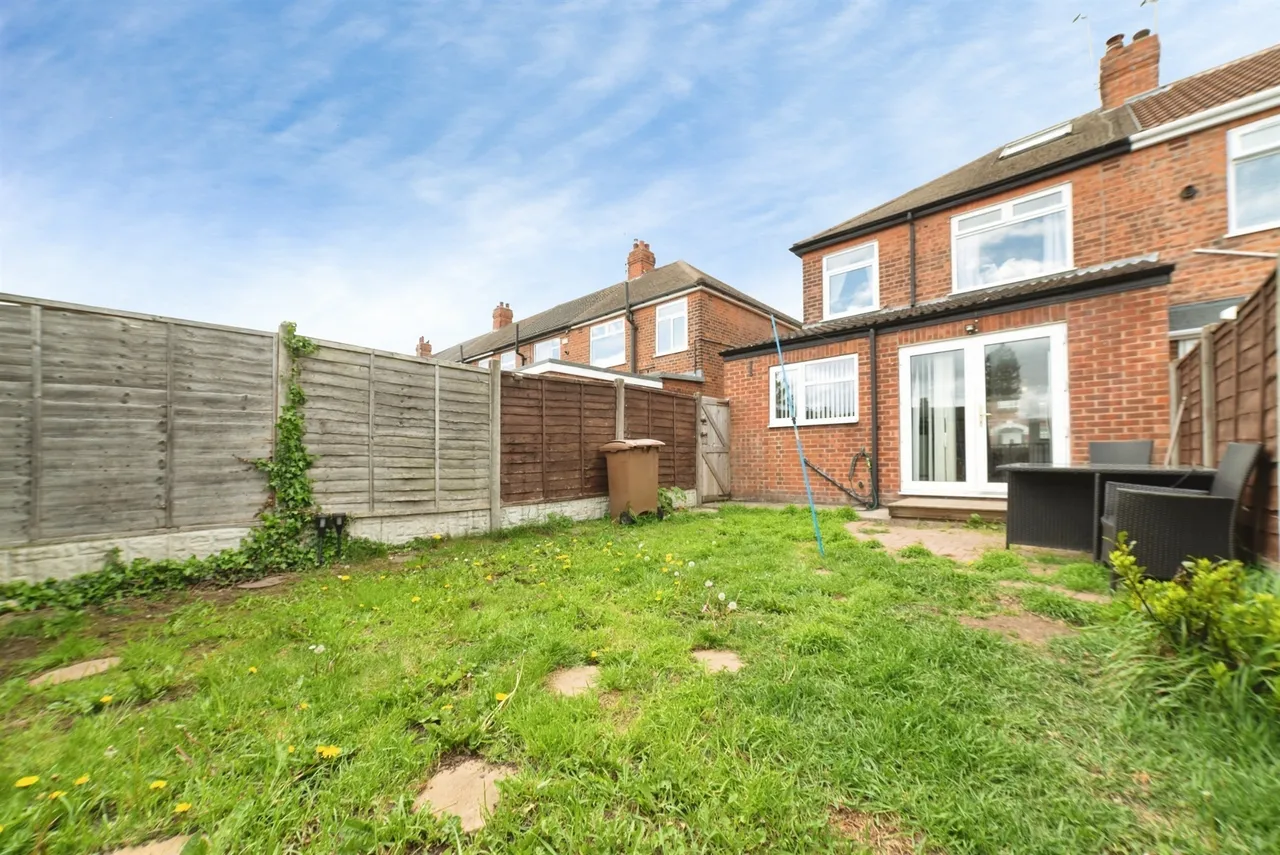 Bernadette Avenue, Hull, HU4, photo 17