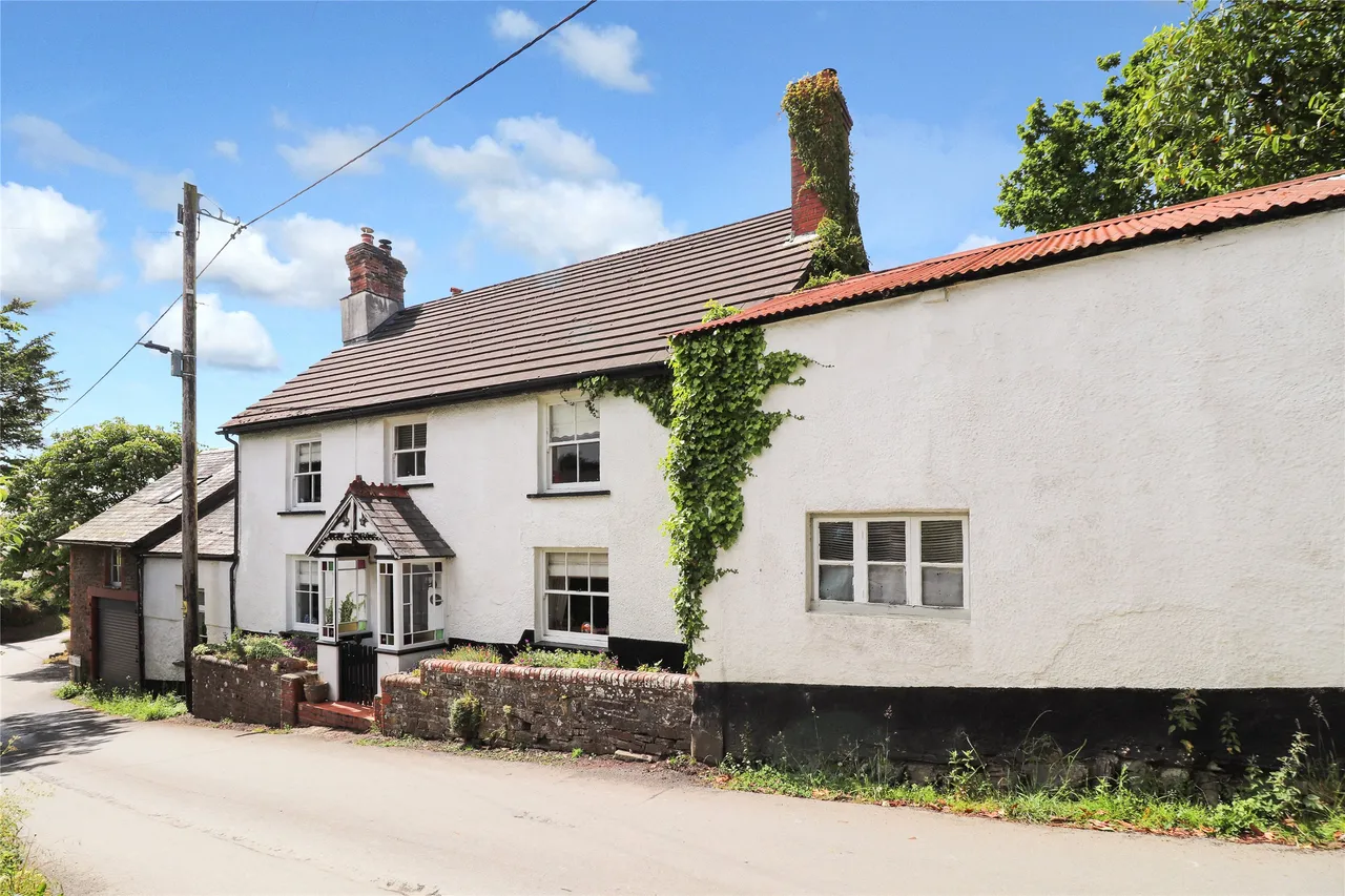 4 bed house for sale, Chittlehampton, Umberleigh, EX37