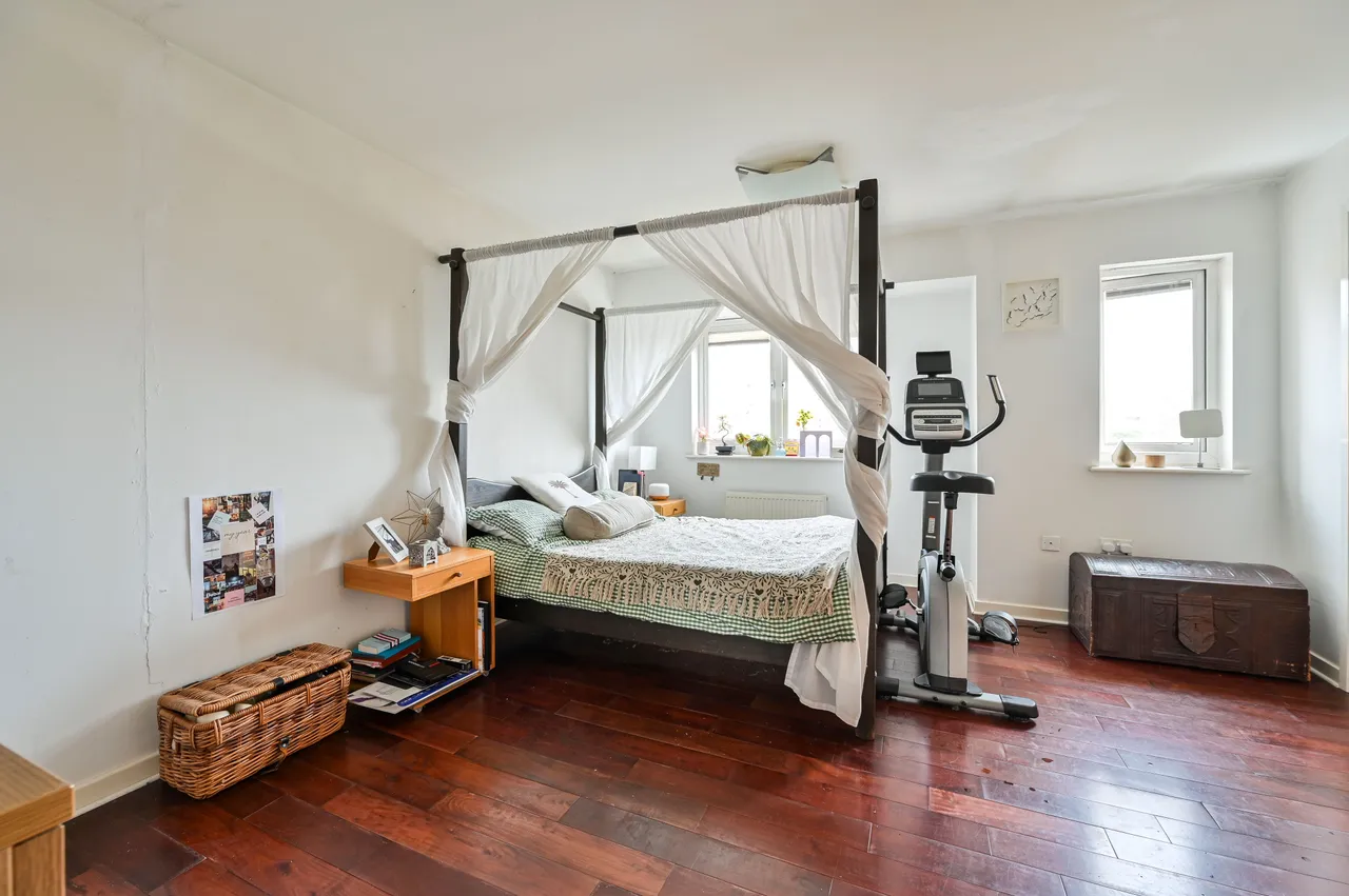 12 Burcher Gale Grove, London, photo 3