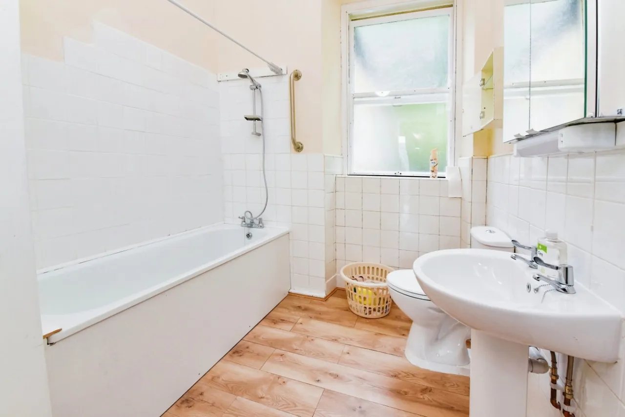 Camden Crescent, Bath, Somerset, BA1, photo 4
