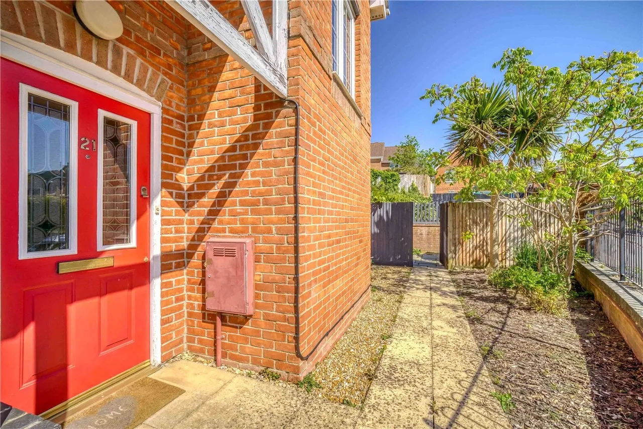 Winston Avenue, Branksome, BH12, photo 17
