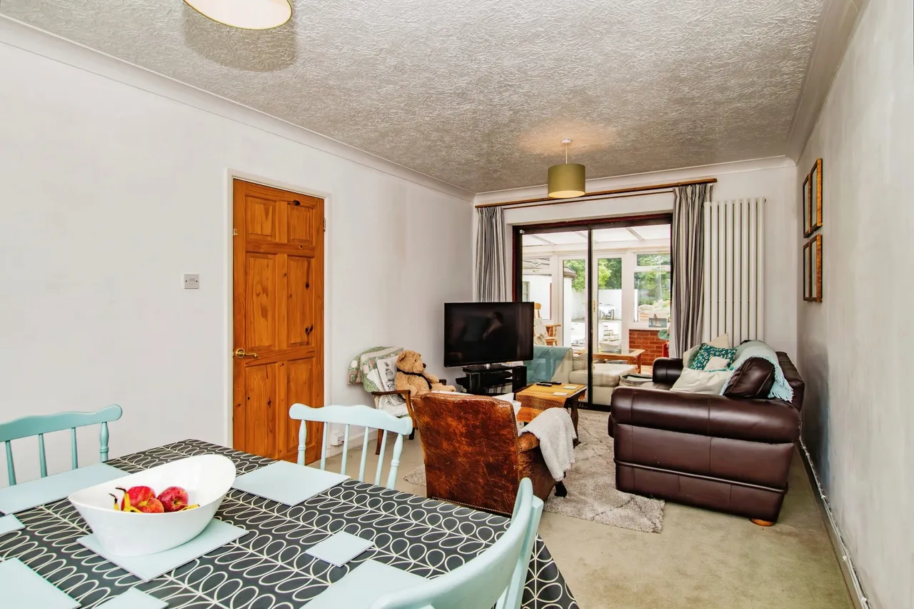 Lawnswood, Saundersfoot, SA69, photo 3