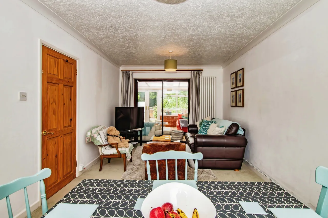 Lawnswood, Saundersfoot, SA69, photo 2