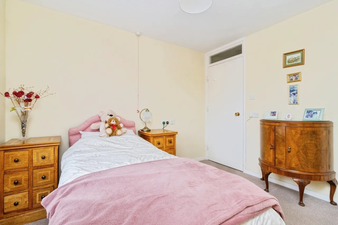 Oldway Road, Paignton, TQ3, photo 5