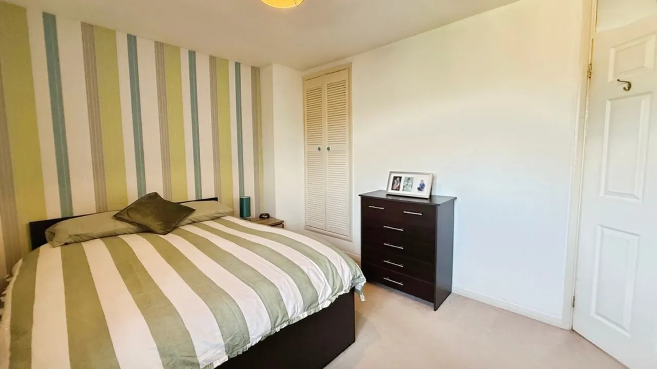 Phipps Close, Westbury, BA13, photo 10