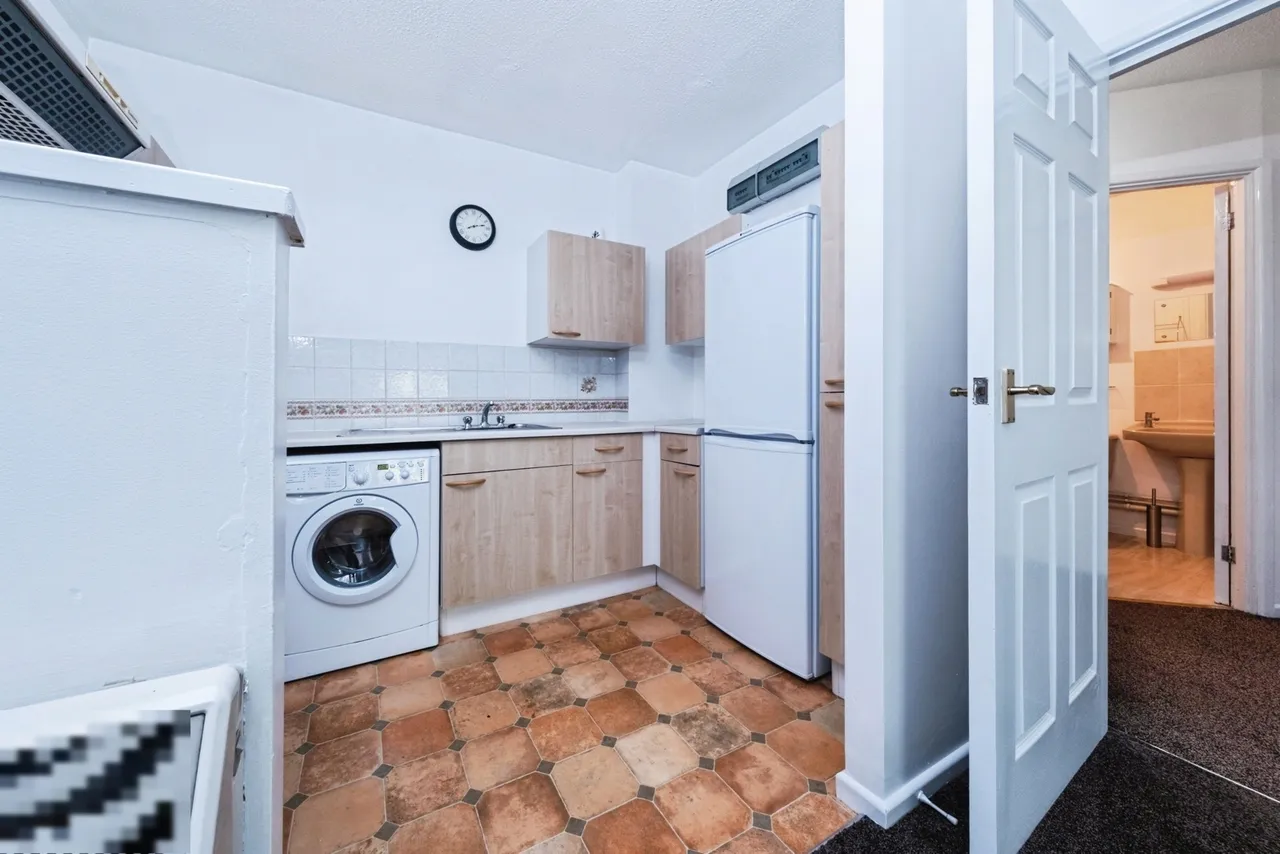 Albion Place, Campbell Park, MK9, photo 16