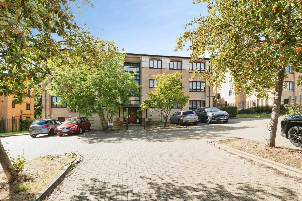 Albion Place, Campbell Park, MK9, photo 5