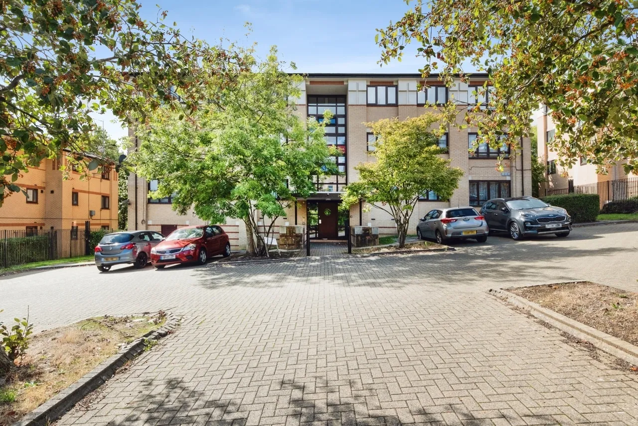 Albion Place, Campbell Park, MK9, photo 10