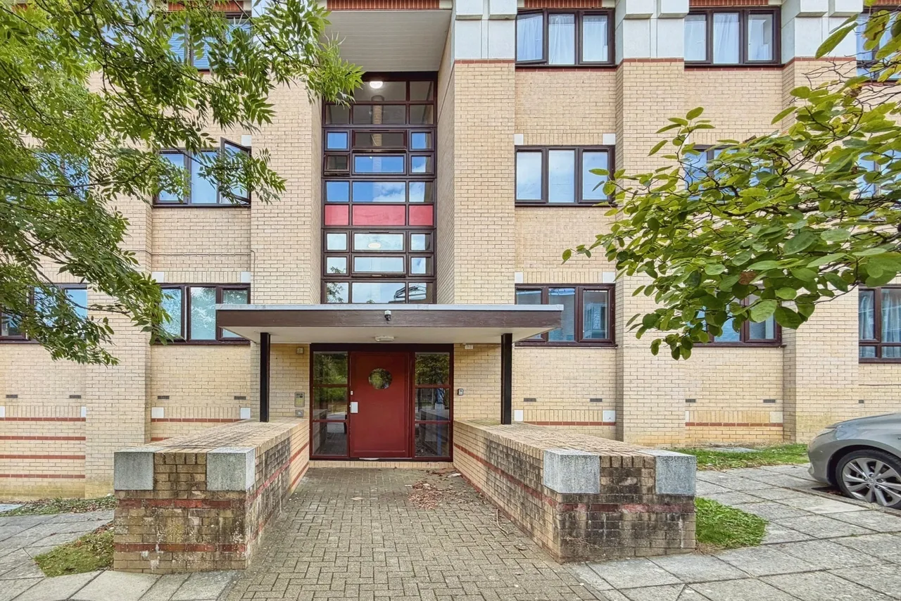 Albion Place, Campbell Park, MK9, photo 7