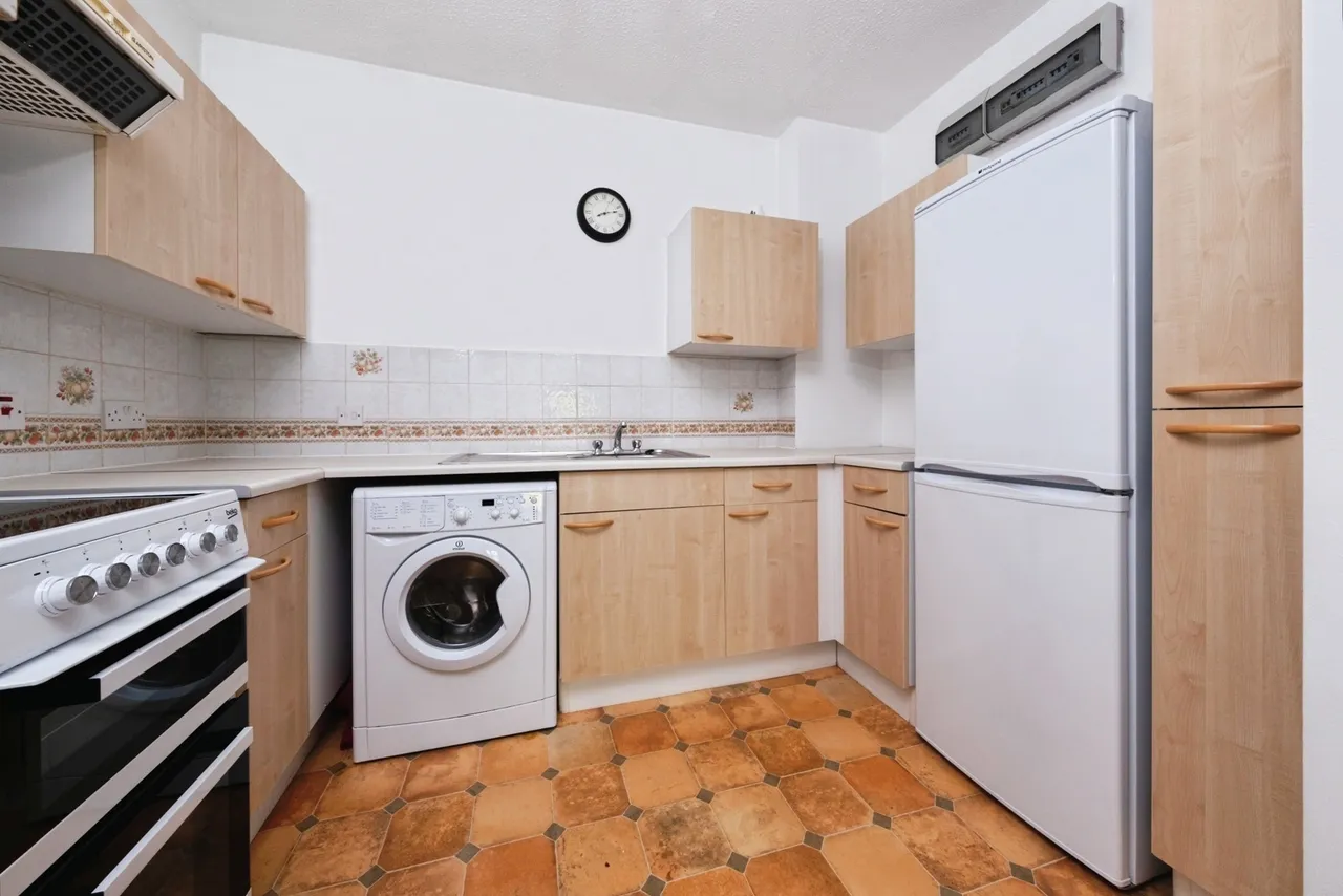 Albion Place, Campbell Park, MK9, photo 15