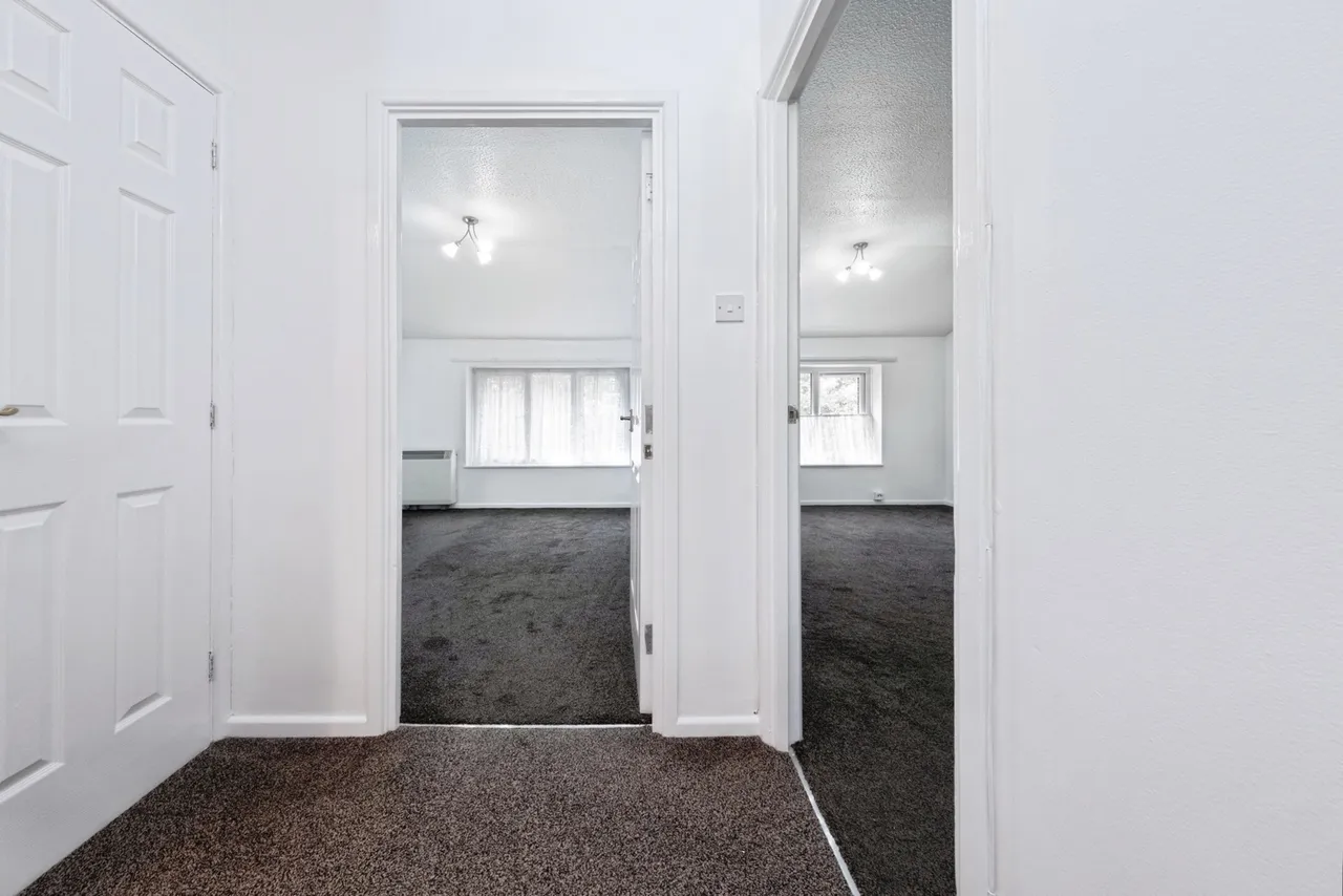 Albion Place, Campbell Park, MK9, photo 3