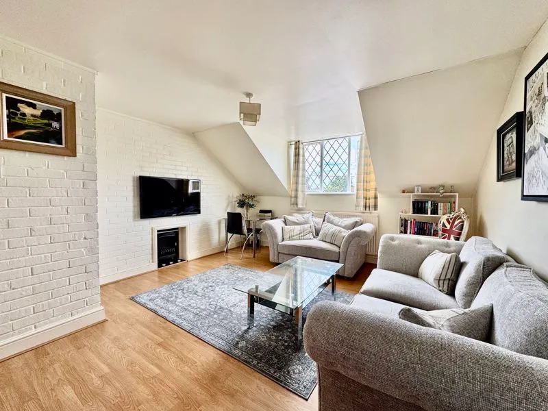 Swains Lane, Flackwell Heath HP10 9BN, photo 7
