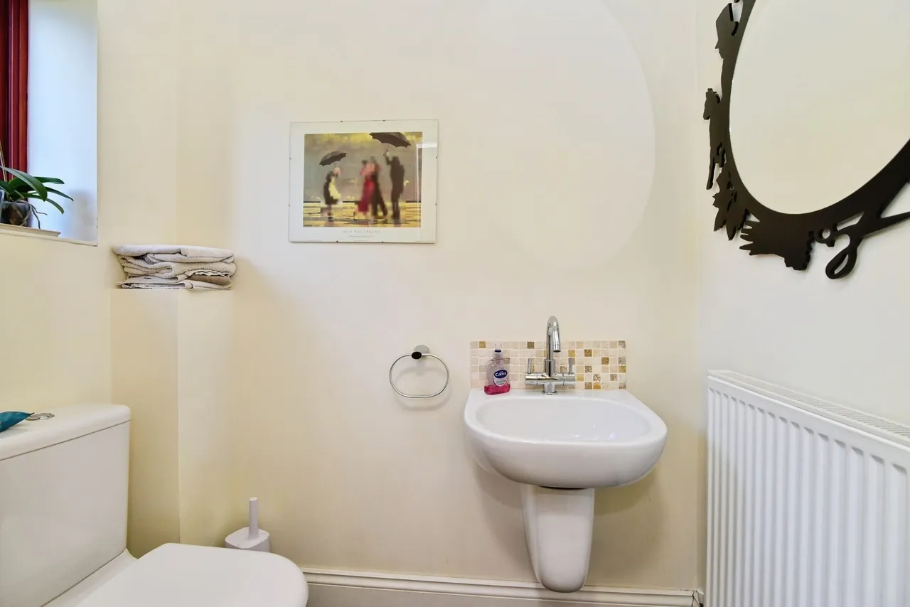 Fields Road, Alsager, ST7, photo 7