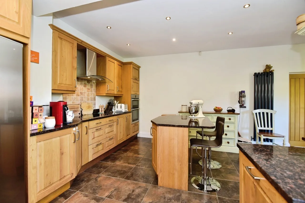 Fields Road, Alsager, ST7, photo 24