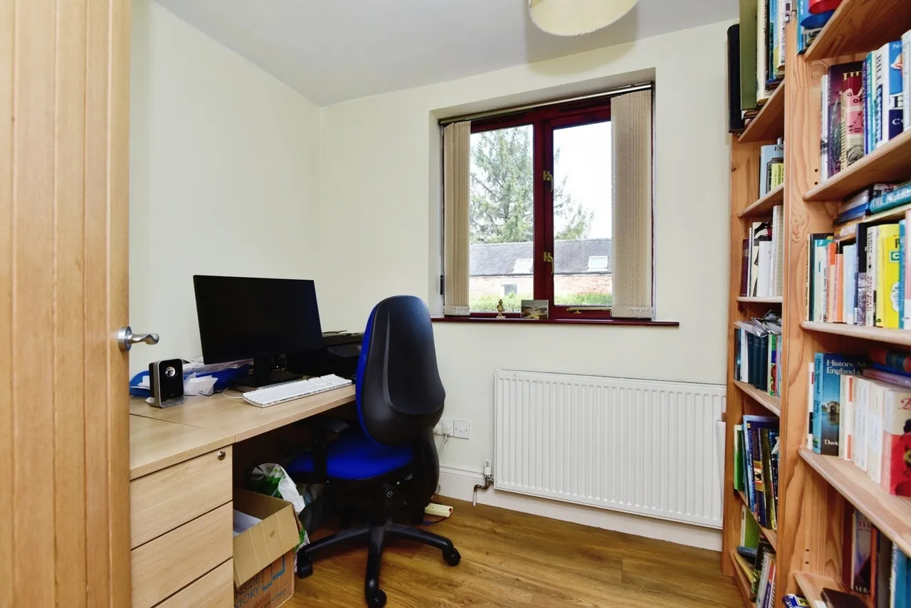 Fields Road, Alsager, ST7, photo 15