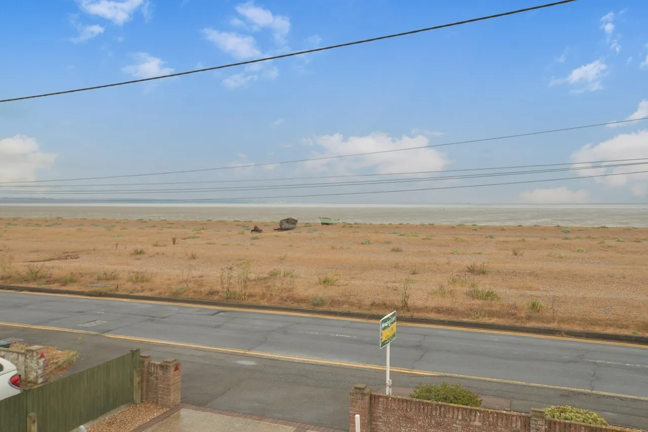 Coast Drive, Lydd on Sea, Romney Marsh, Kent, TN29, photo 13