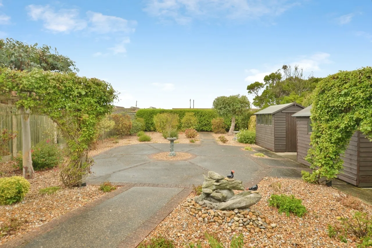 Coast Drive, Lydd on Sea, Romney Marsh, Kent, TN29, photo 11