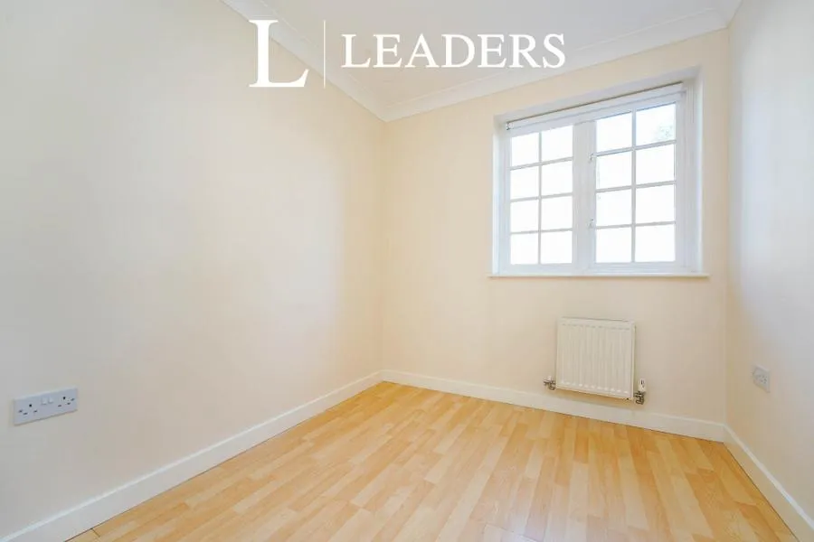 Courthouse Road, Tetbury, GL8, photo 8