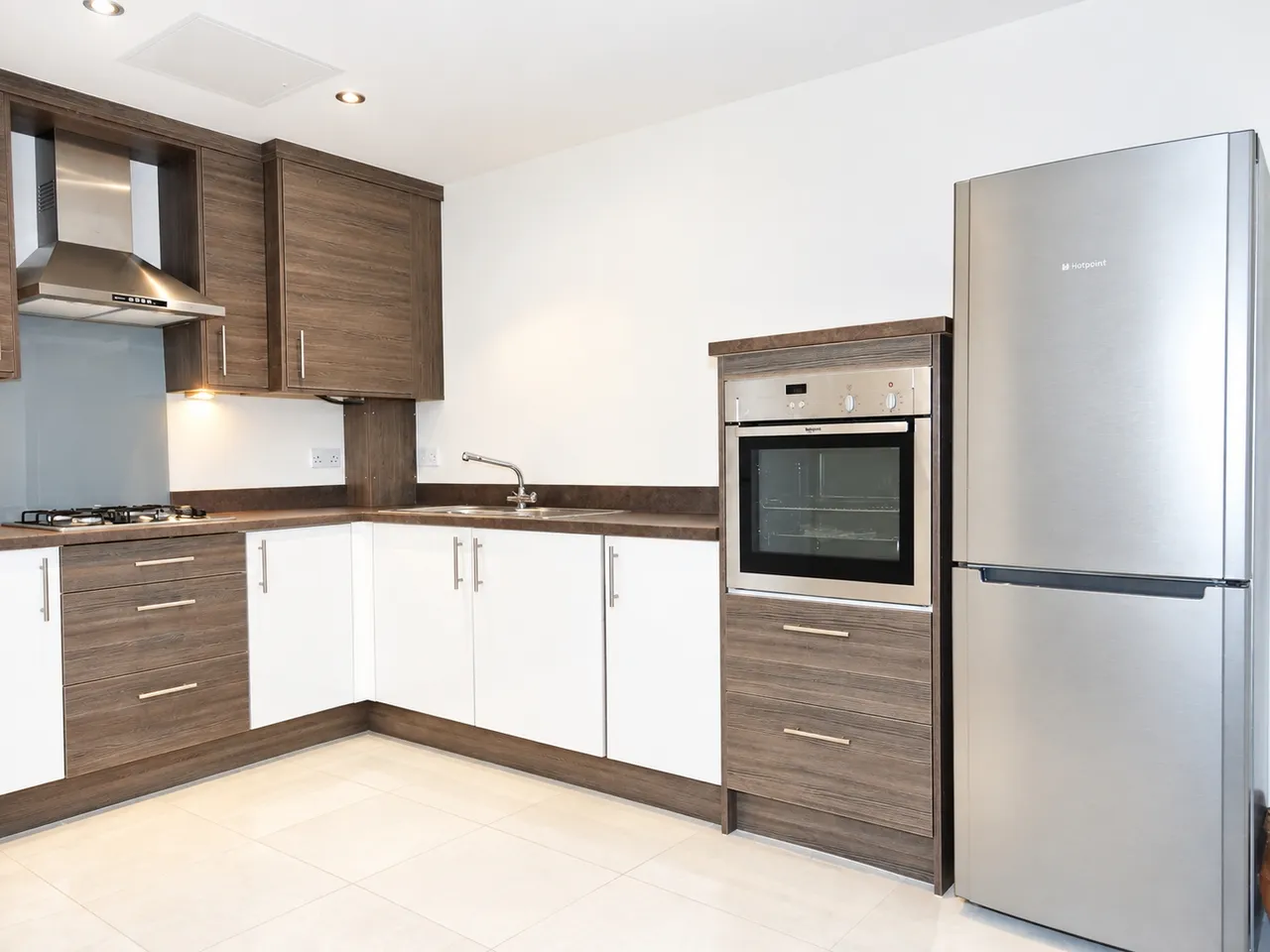 Warwick Road, Solihull, B92, photo 2