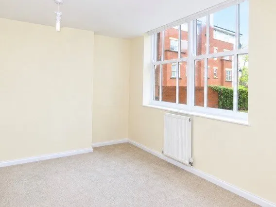 Warwick Road, Solihull, B92, photo 7