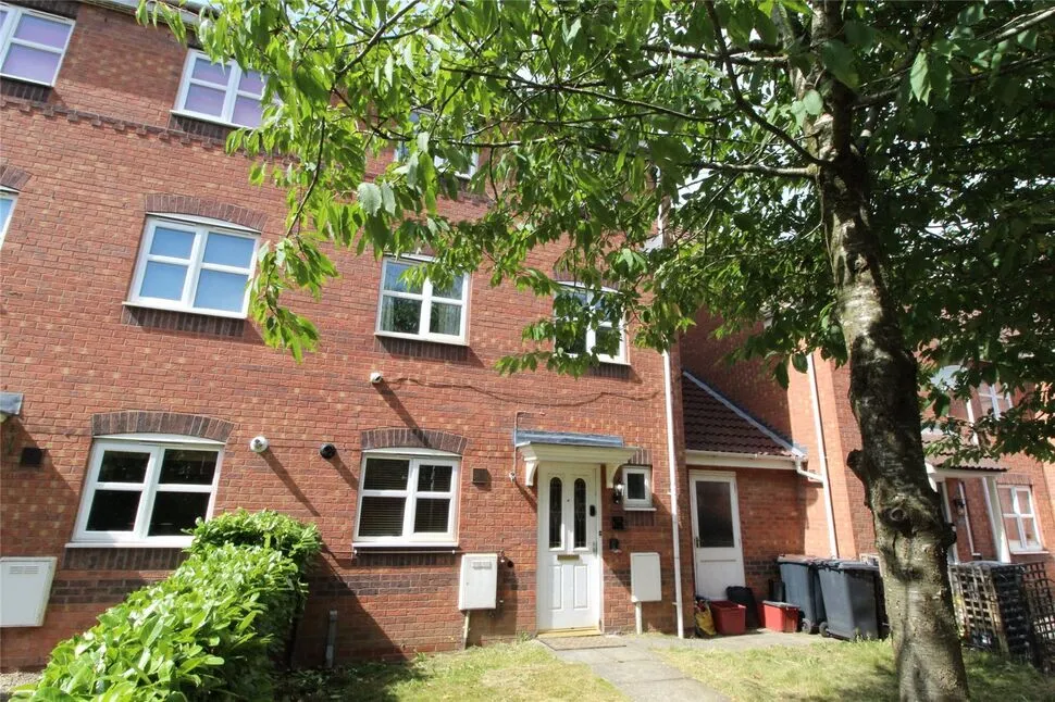 1 bed property to rent — Brouder Close, Coalville, Leicestershire, LE67